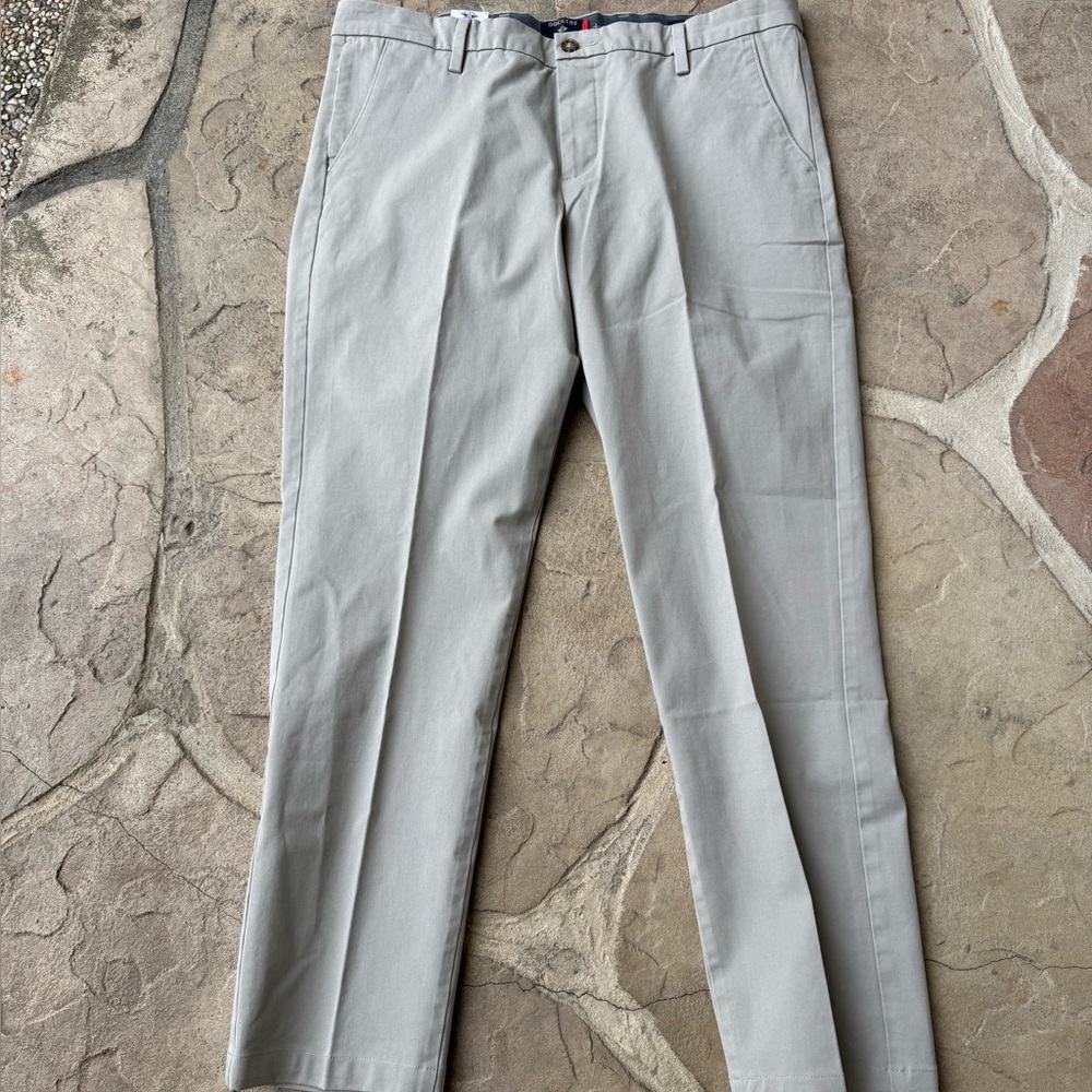 Dockers, Workday, Khaki, SlimFit, Smart 360 Flex, Size 38 x 32